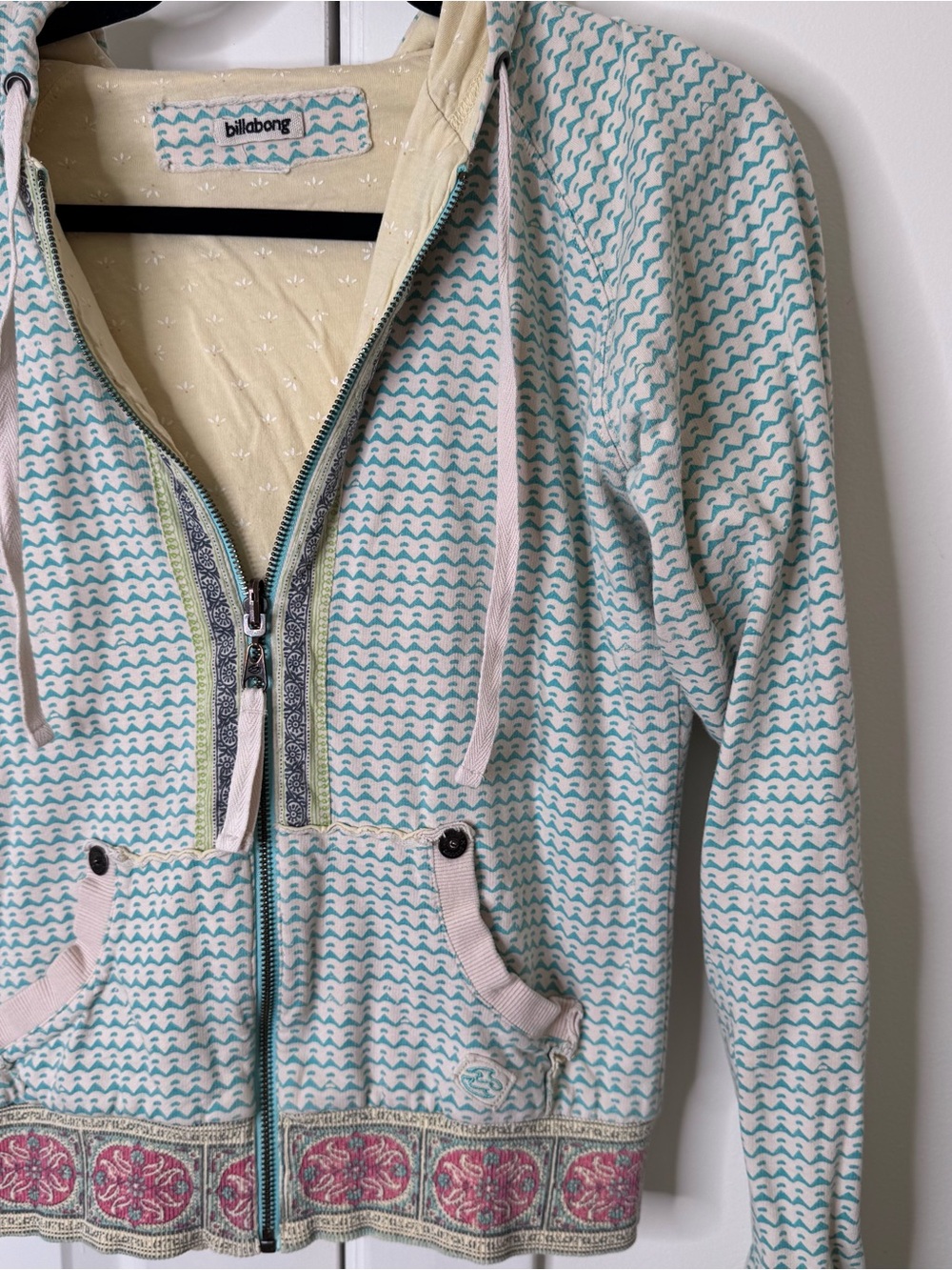 Y2K Billabong Cream & Teal reversible Patterned Zip Hoodie - Picture 7 of 10